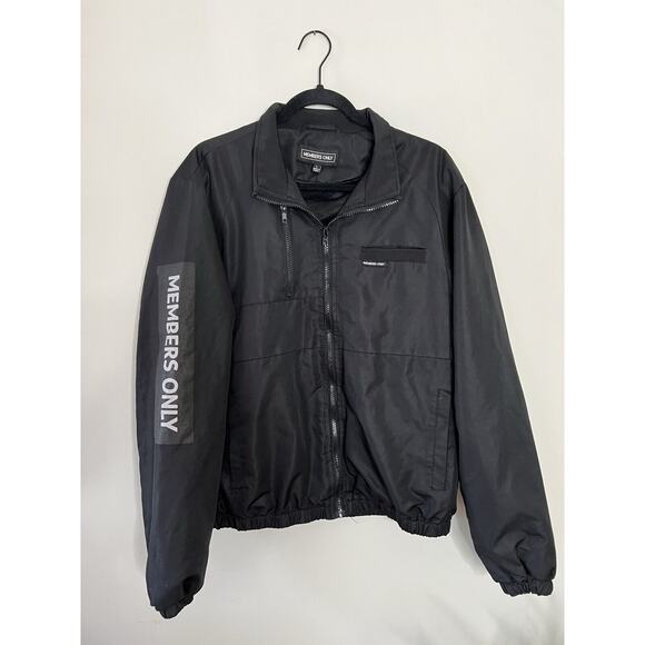 VINTAGE Members Only Black Full Zip Windbreaker Bomber Jacket Mens Size Large - Picture 1 of 11